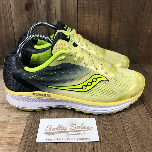 saucony size 4